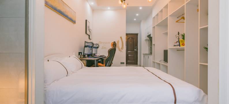 云顶电竞民宿(武汉欢乐谷园林路地铁站店)图片