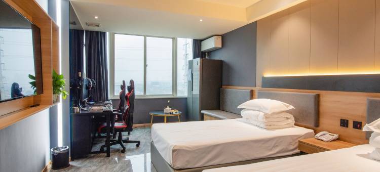 泰格电竞酒店(安阳师范学院店)图片