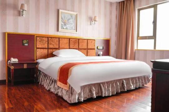 色达县商务酒店