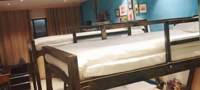 飞宇影院式电竞酒店(八公山店)图片