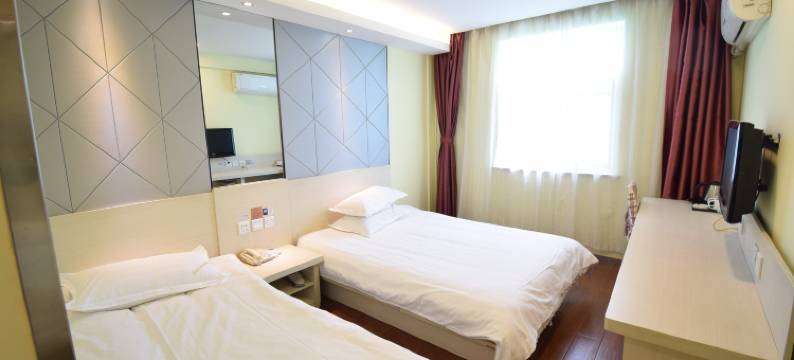 弗思特连锁酒店(九华山地铁站玄武湖店)图片