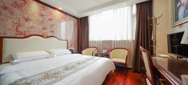 奔驰宾馆(南充火车站店)图片