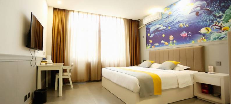 宿迁竞美影尚主题酒店(幸福北路店)图片