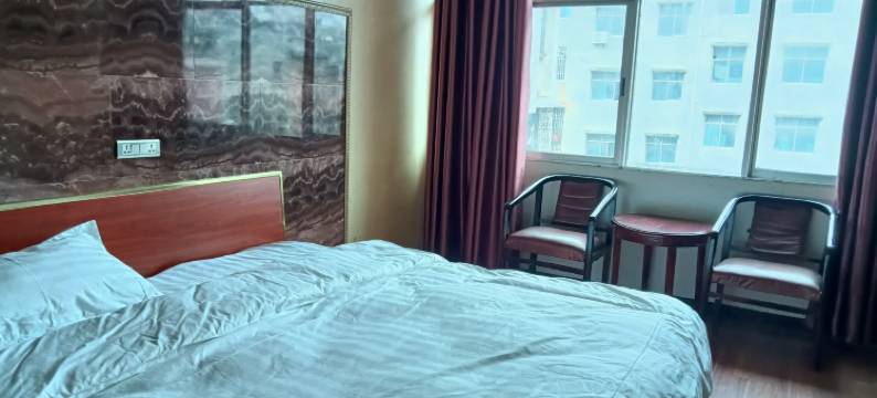 威宁弘希酒店图片