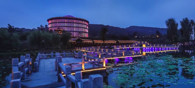 兰陵压油沟天圆地方民宿图片
