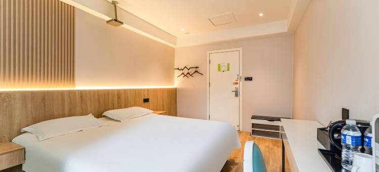 布丁酒店(邹城火车站百货大楼店)图片