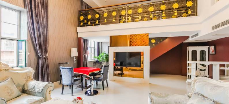 锦州铂晶宫汤泉酒店(锦州火车站店)图片