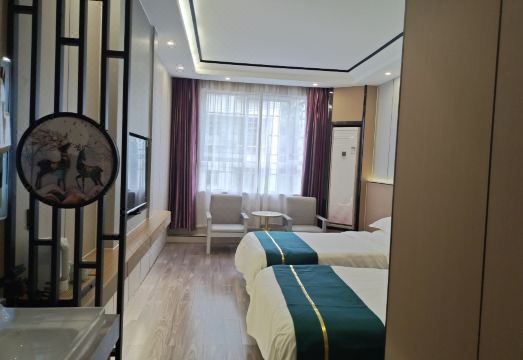 Jinle Business HotelHotel Overview