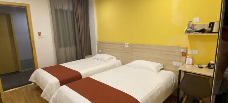 布丁严选酒店(广安职业技术体育中心店)图片