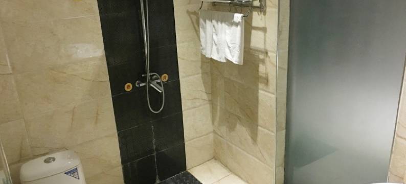 武当山和悦假日酒店图片