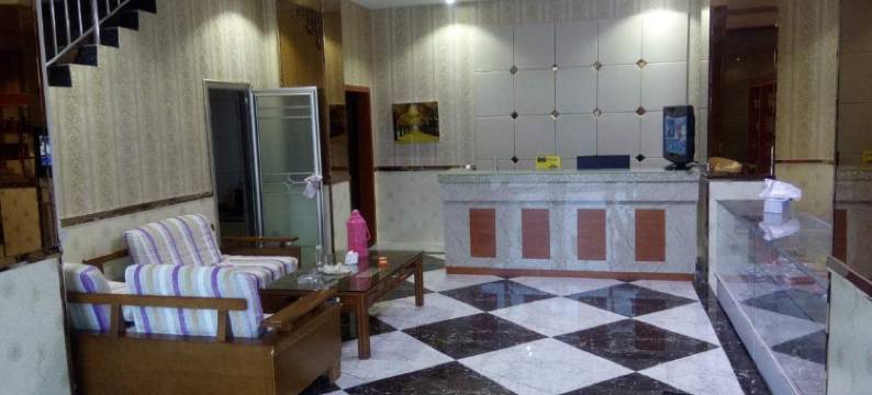 梁山怡馨主题公寓图片