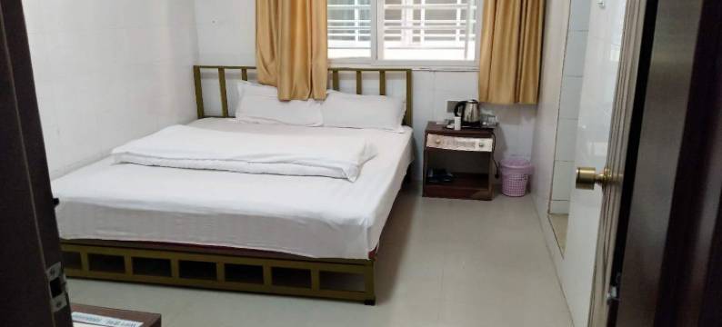 元江平安宾馆图片