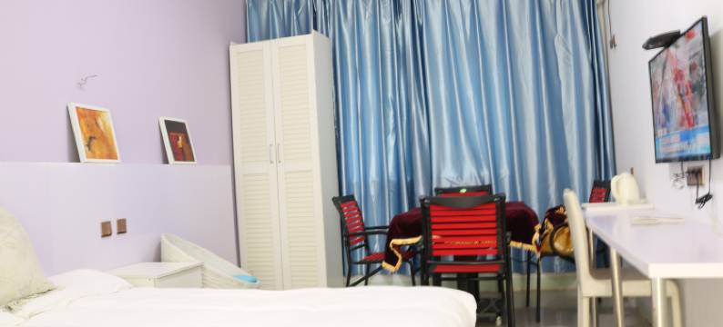 一迪宾馆(驻马店第三十六小学雪松大道店)图片