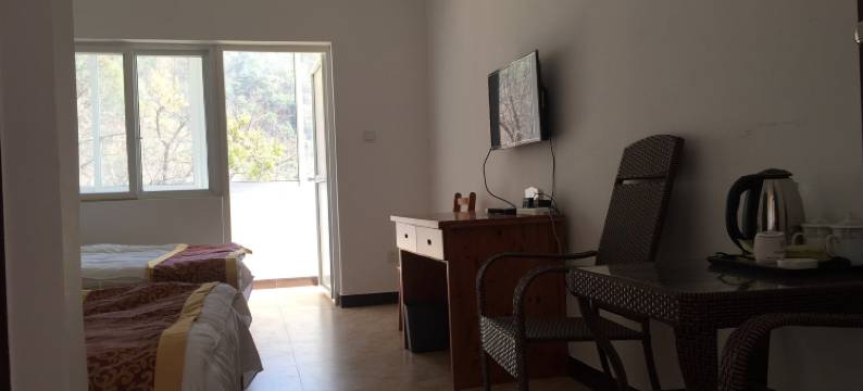 盐边梨园农家院图片