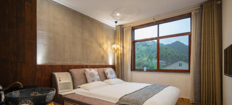 安吉石门山居图片