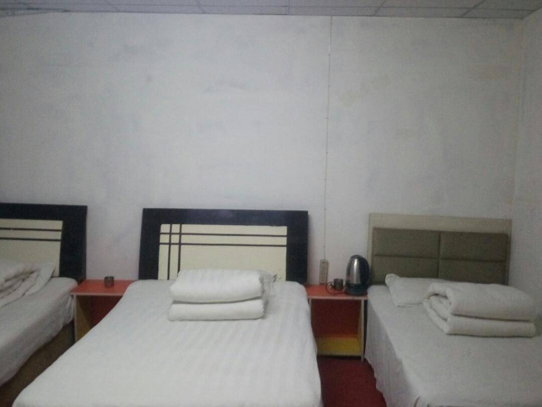 郑州中南宾馆(货栈街地铁站店)