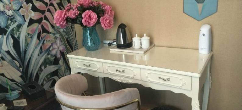 郑州梦中原北欧精品公寓(东风南路地铁站店)图片