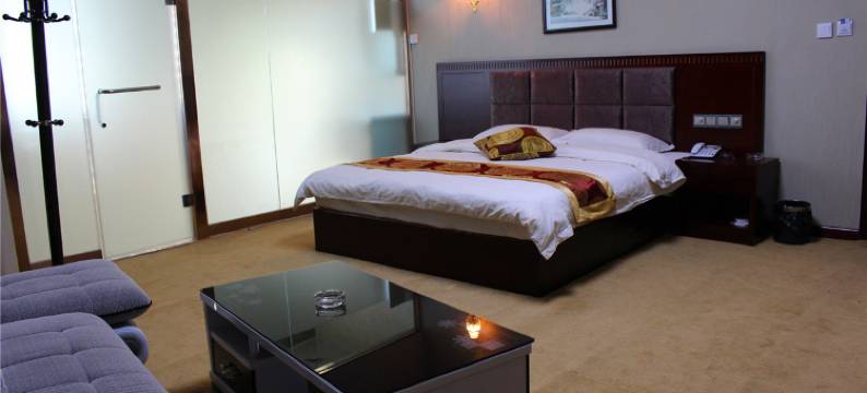 民勤鸿兴商务宾馆图片