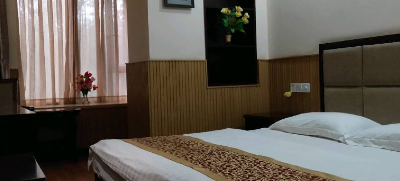 峨眉山云峰假日酒店一号店图片