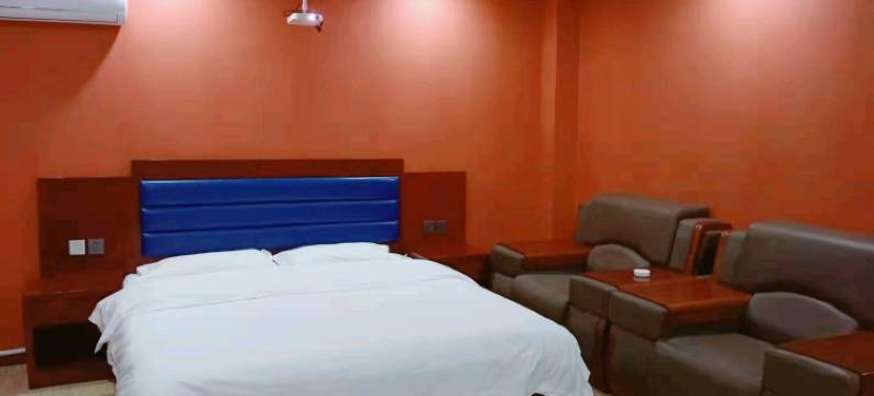 石嘴山君泰商务宾馆(光明中学店)图片