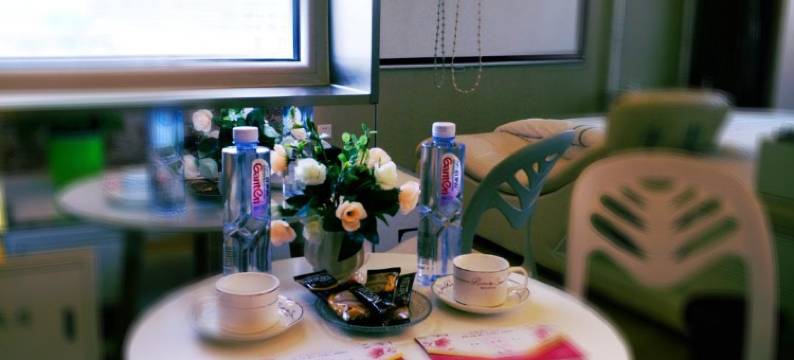 云霞酒店(银川大阅城店)图片