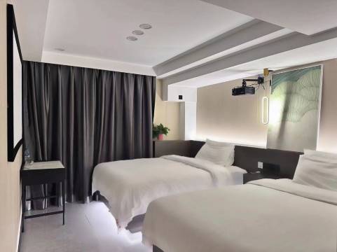 新弘扬快捷宾馆(新民农机公司一部店)