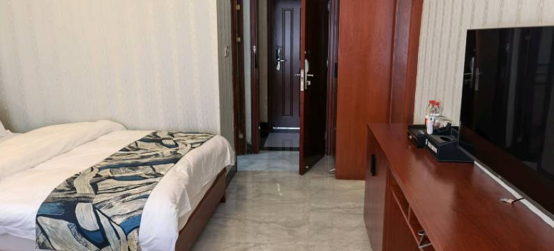 乐业宝能主题酒店图片