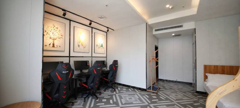 遵义虎贲电竞酒店(苏州路店)图片