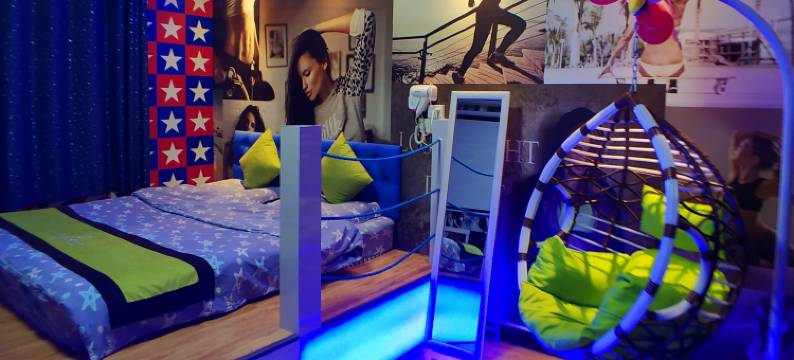 西安景悦影咖主题宾馆图片