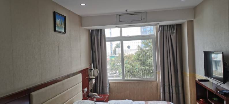 光泽财富商务宾馆图片