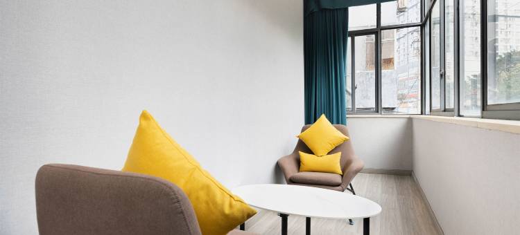 花美时酒店(重庆沙坪坝高铁站三峡广场店)图片