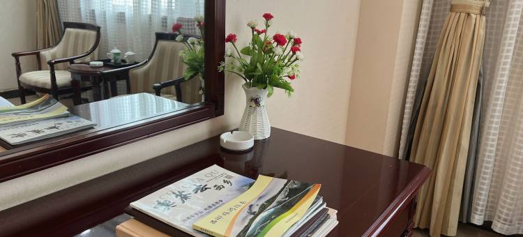 西乡鑫隆商务大酒店图片