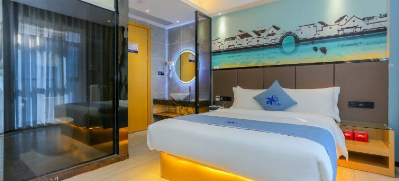 蓝航酒店(深圳宝安国际机场固戍地铁站店)图片