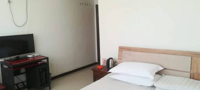 依安龙泰宾馆图片