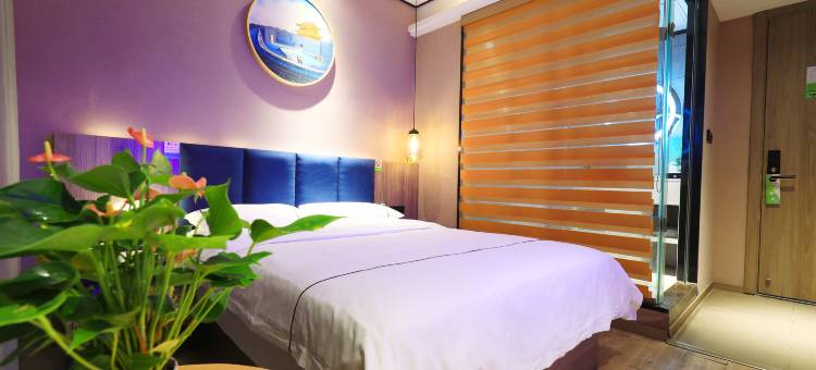 致馨栀子花开酒店(荆州万达店)图片