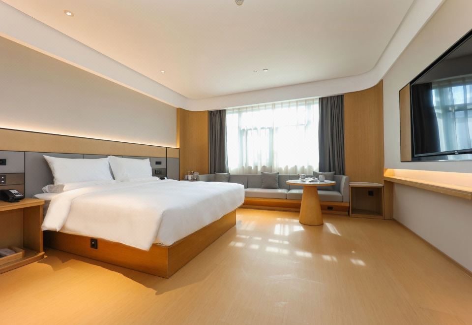  Hotel Overview