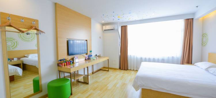 格林豪泰酒店(大连金州桃园小区鸿伟澜山轻轨站店)图片