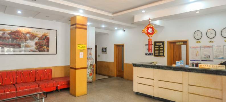 青岛五岳宾馆图片