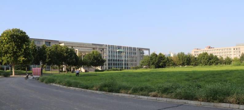 途途商务酒店(河北科技大学裕华汽车园店)图片