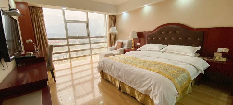 鑫海湾国际酒店(新县火车站店)图片