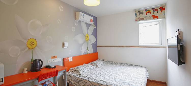 布丁酒店(成都玉林倪家桥芳草街地铁站店)图片