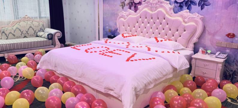 砚山天润龙湖大酒店图片