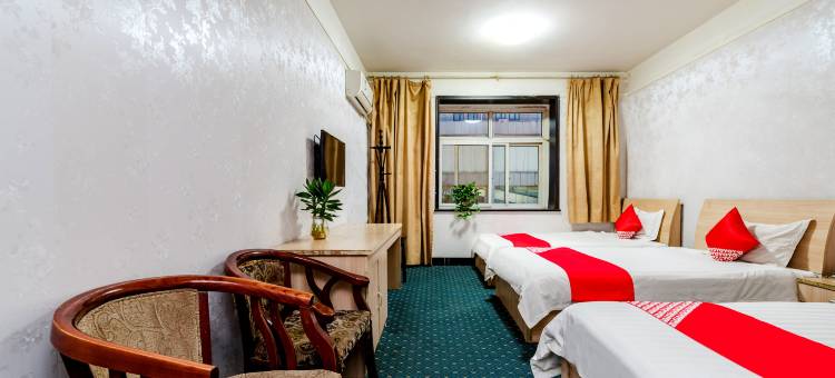 OYO郑州新浙江宾馆图片