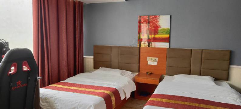 延川昀朗电竞酒店图片