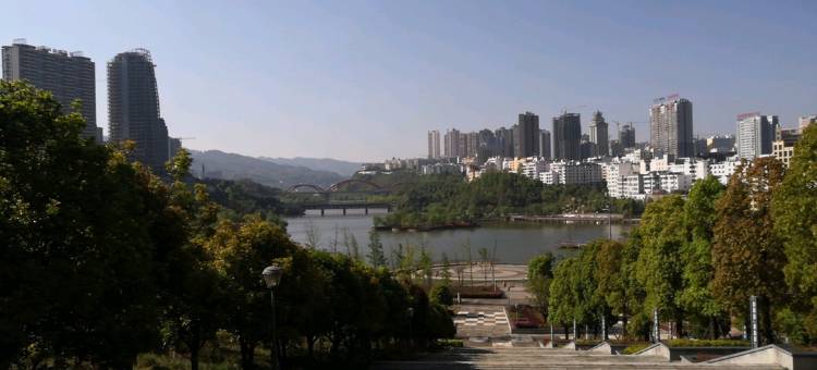 盘州夕舍艺术酒店(东湖公园店)图片