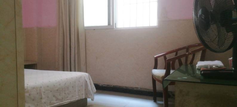 洪鑫旅馆(武汉江汉路地铁站协和医院店)图片