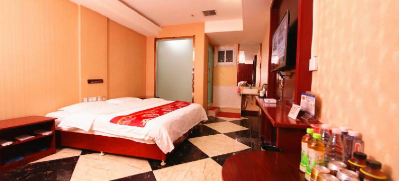 哈密布丁精选酒店图片