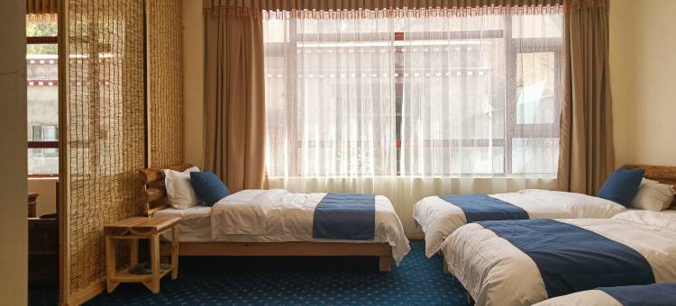 拉萨悠远的天空自驾车营地图片