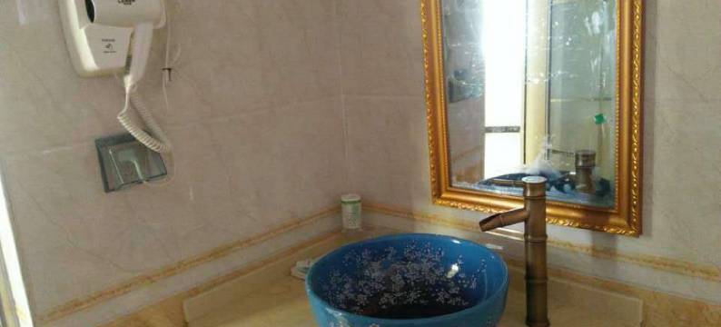 新欣酒店(建水紫陶街店)图片