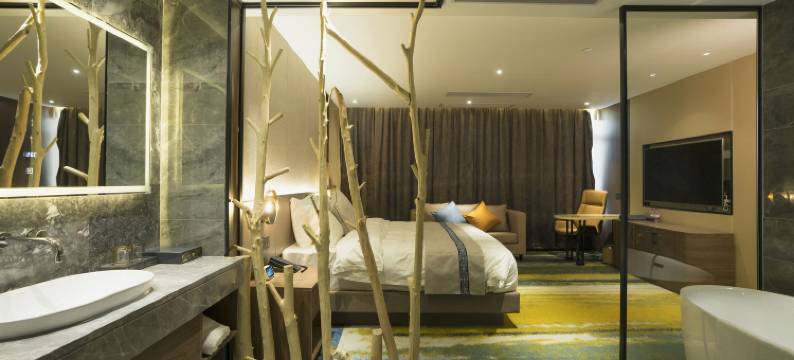 星悦智能酒店(阳江粤运汽车站沃尔玛店)图片